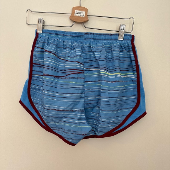 Nike Tempo Shorts Striped Blue and Maroon Size Small - Picture 3 of 4
